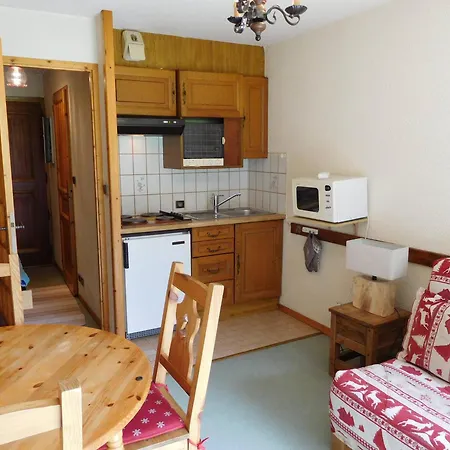 Apartment Agreable Avec Balcon Proche Des Pistes A Chamonix, Parking Inclus - Fr-1-517-52 *