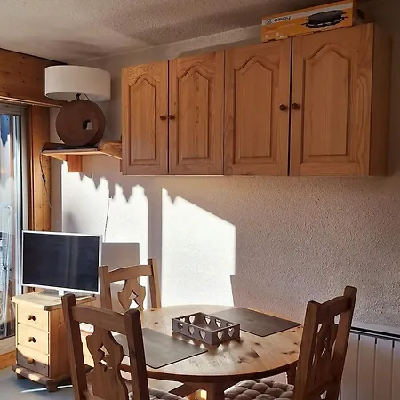Agreable Avec Balcon Proche Des Pistes A Chamonix, Parking Inclus - Fr-1-517-52 *