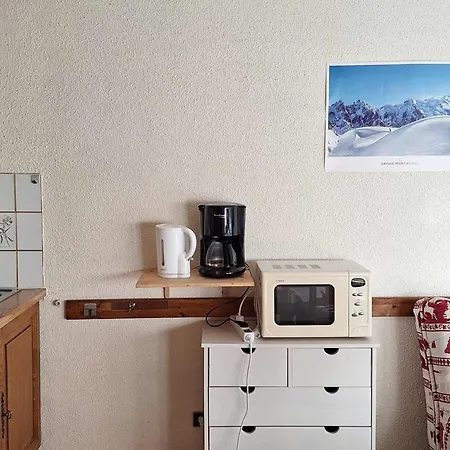 Apartment Agreable Avec Balcon Proche Des Pistes A Chamonix, Parking Inclus - Fr-1-517-52