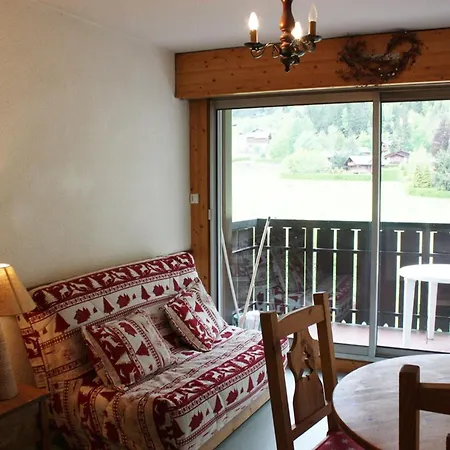 Agreable Avec Balcon Proche Des Pistes A Chamonix, Parking Inclus - Fr-1-517-52 Apartment *